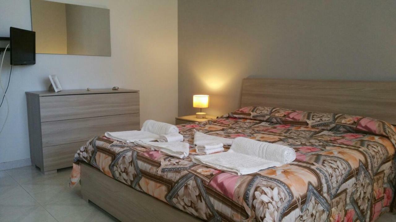 B&B La Rosa Пакино Екстериор снимка